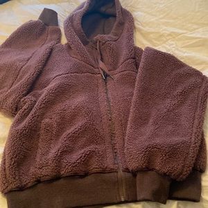 Lululemon Sweatshirt